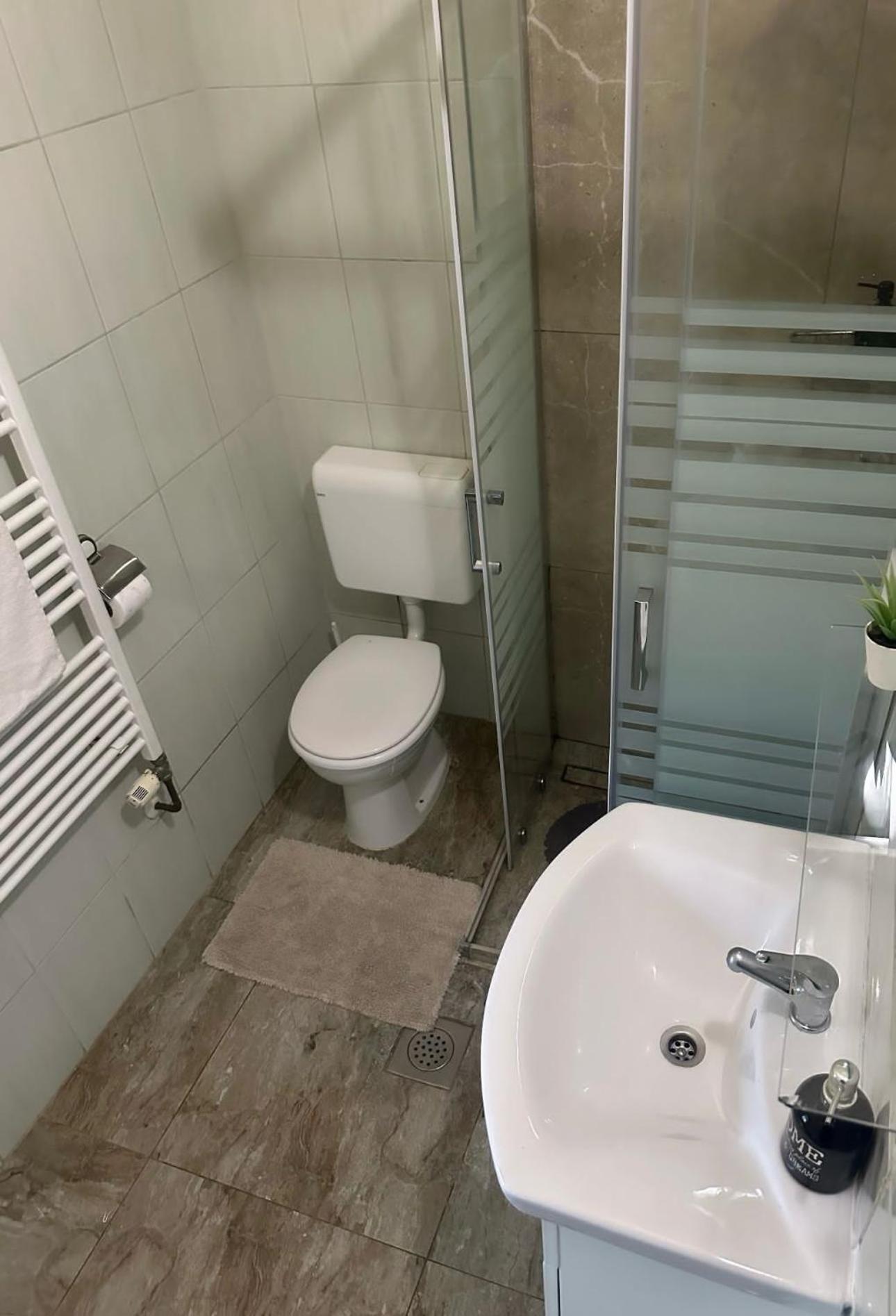 Apartman Petra Zabok Exterior foto
